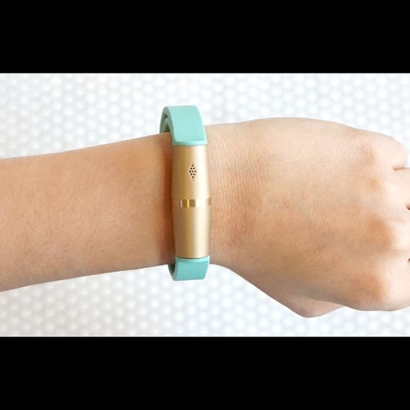 fossil activity and sleep tracker